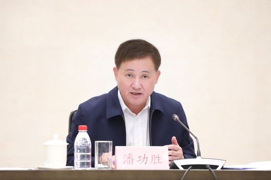 牛8配资 央行：加力支持科技创新、提振消费、民营小微、稳定外贸等重点领域